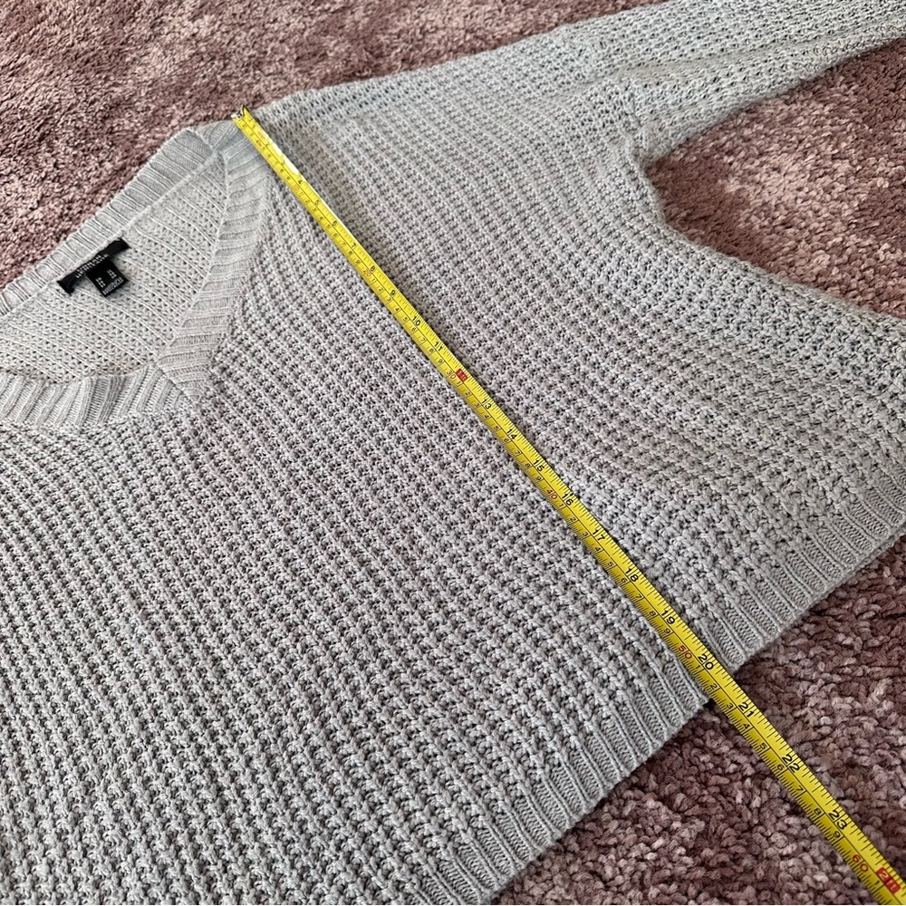Light Gray Cropped Sweater - Picture 2 of 5
